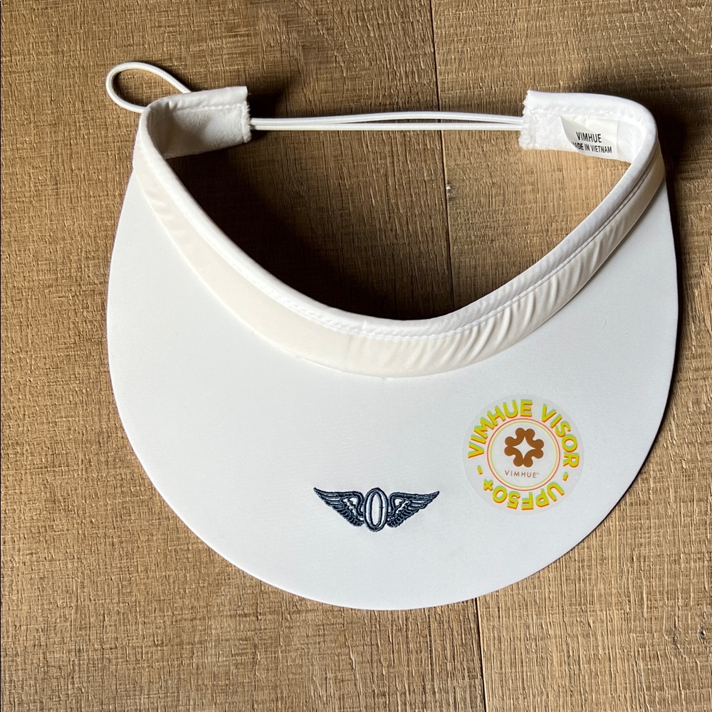 White Vimhue Visor w/ Olympic Club logo SPF 50